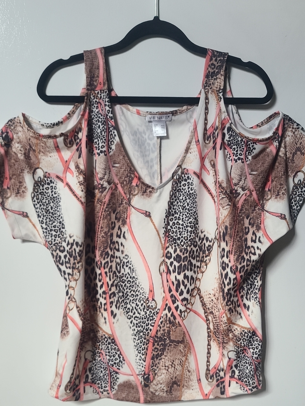 VENUS Cream, Pink & Brown Cold-Shoulder Animal Print Crop Top